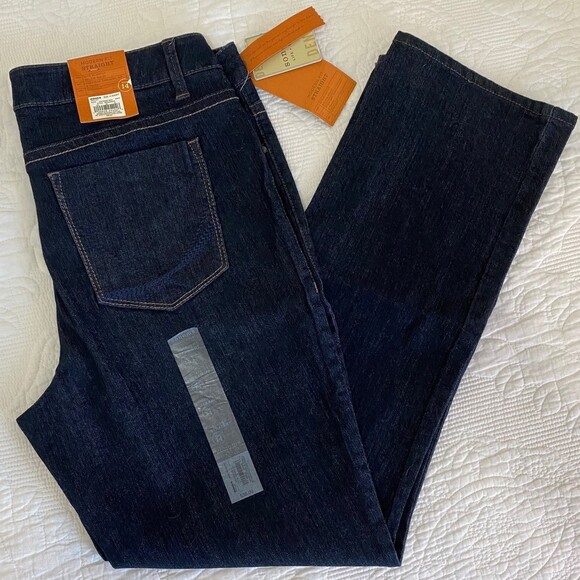 NWT-Women’s sz 14 Short Modern Fit Straight Leg Jeans in Dark Denim by Sonoma - Picture 1 of 5